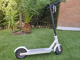 Patinete Eléctrico Xiaomi M365 Blanco