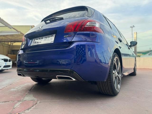 Peugeot 308 GT 2.0 BlueHDI EAT6 133 kW (180 CV)