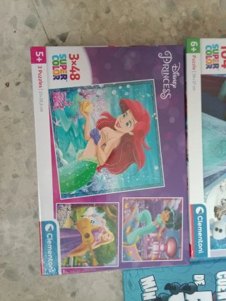 Lote Juguetes Play-Doh, Frozen y Stitch.