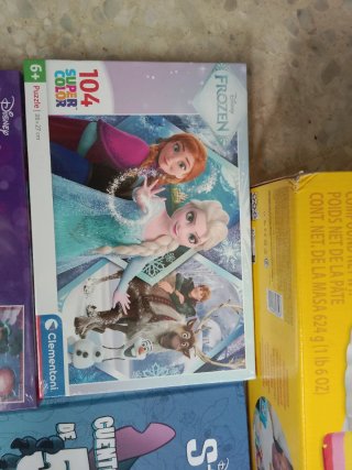 Lote Juguetes Play-Doh, Frozen y Stitch.