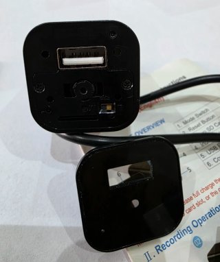 Cargador espía funcional con Micro SD