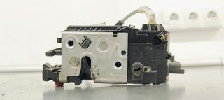 CERRADURA PUERTA TRASERA DERECHA DS 4 1.6I TURBO