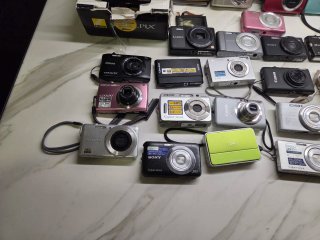 Lote 29 Cámaras Digitales (Piezas/Reparación)