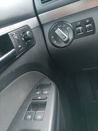 Volkswagen Touran TDI 140CV 7 PLAZAS
