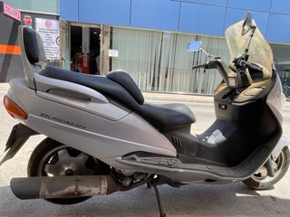Suzuki Burgman 250 Plata