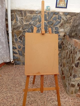 Caballete de madera para pintura