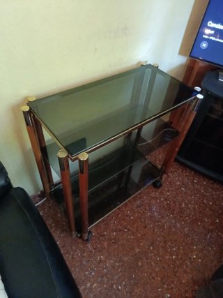 Mesa auxiliar triple con ruedas