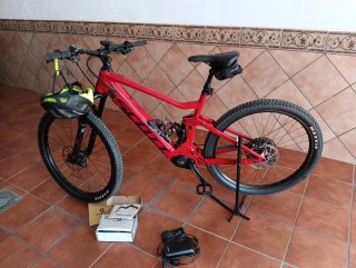 Bicicleta Eléctrica Scott Strike eRide 930 Roja