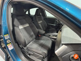 Audi A3 Sportback Black line 30 TFSI 81kW S tron