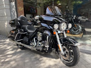 Harley Davidson Electra Glide Ultra Limited Negra