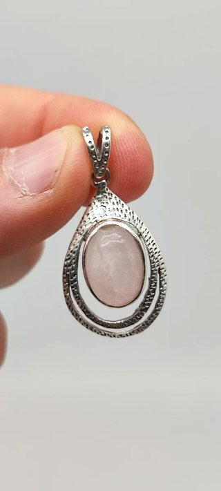 Colgante de Plata y Cuarzo Rosa.