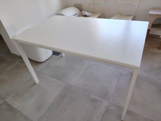 Mesa y 4 sillas Ikea