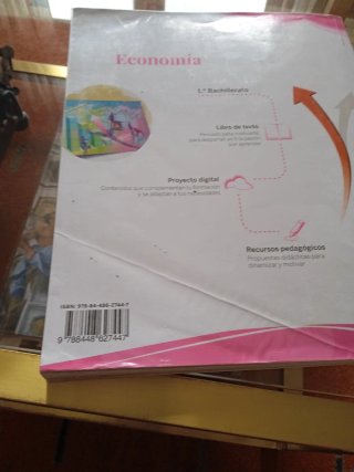 Economía 1.o Bachillerato