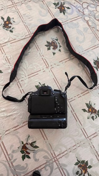 Canon EOS 600D Kit Profesional