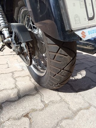 Suzuki Intruder 125cc Negra