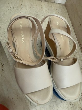 Sandalias Paloma Barceló Beige y Azul