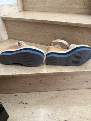 Sandalias Paloma Barceló Beige y Azul