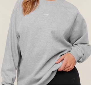 Conjunto Gymshark Gris Sudadera y Pantalón