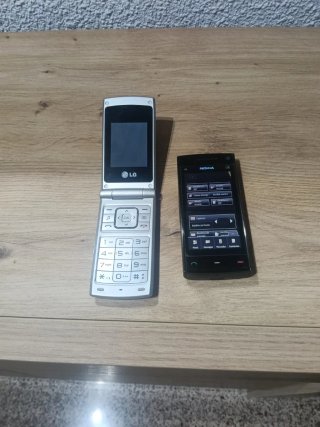 Mobiles Nokia y LG