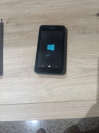 Mobiles Nokia y LG