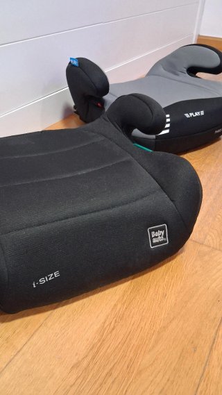 2 alzadores IsoFix para coche (venta en mano)