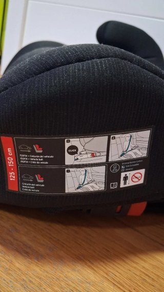 2 alzadores IsoFix para coche (venta en mano)