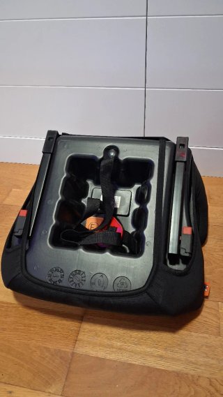 2 alzadores IsoFix para coche (venta en mano)