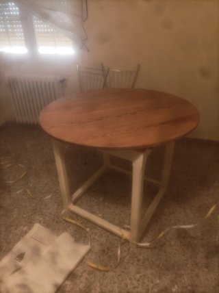 Muebles de madera antiguos, de cocina, salón...