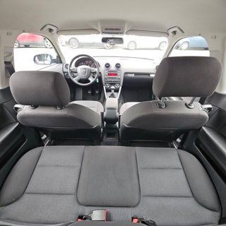 Audi A3 1.6 TDI 105cv Attraction