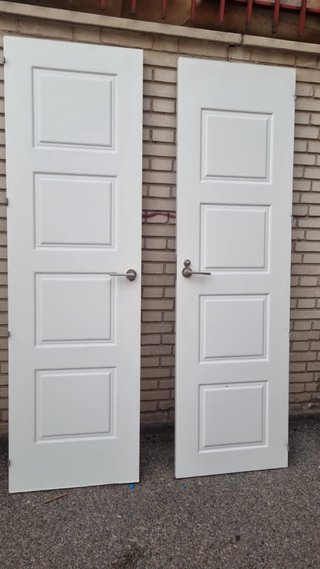 2 Puertas Blancas con 4 Paneles