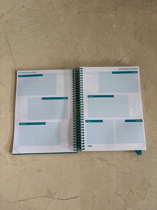 Agenda Escolar 2026-2027. Día página.