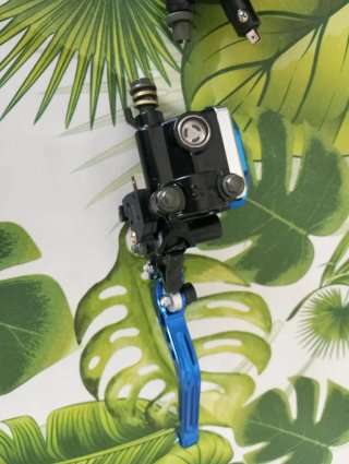 Manetas de moto nuevas