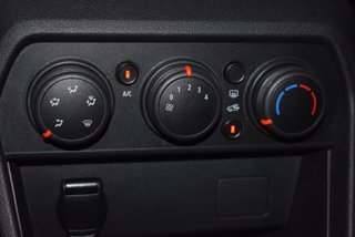 Dacia Sandero Essential SCe 49kW (65CV)