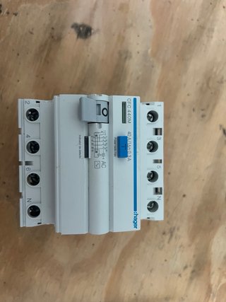 Differenziale trifase Hager 40A CFC 440M