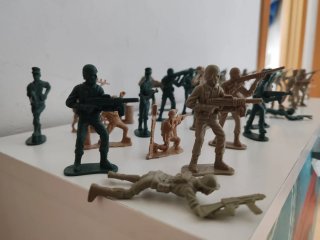 Soldados de plástico estilo Montaplex