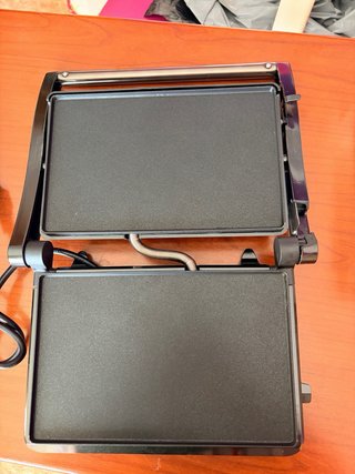 Jata Grill Doble Placas Lisas 750W