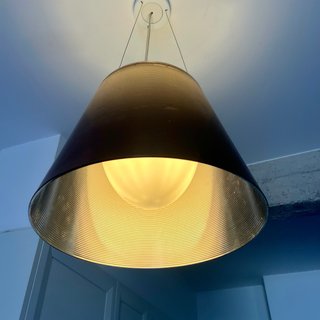 Lámpara Flos Ktribe Bronce Philippe Starck