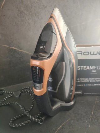 Plancha Rowenta Steamforce Pro 3200W