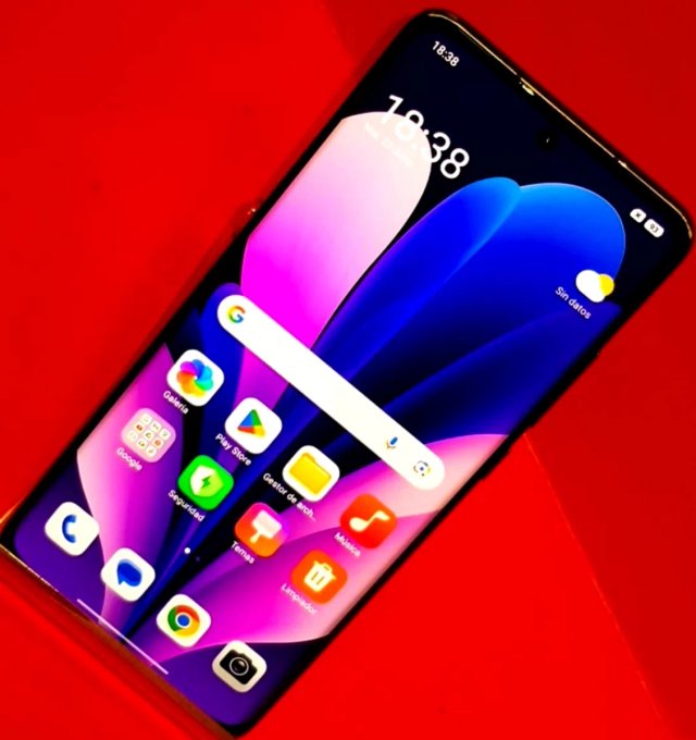 XIAOMI 12 256GB 8GB RAM COMO NUEVO