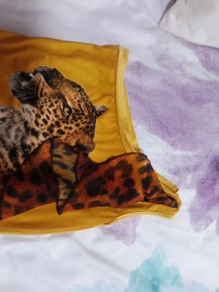 Vestido ajustado con estampado de leopardo