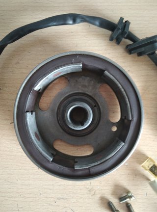 Volante magnético electrónico para derbi variant