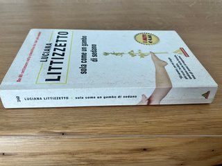 Sola come un gambo di sedano