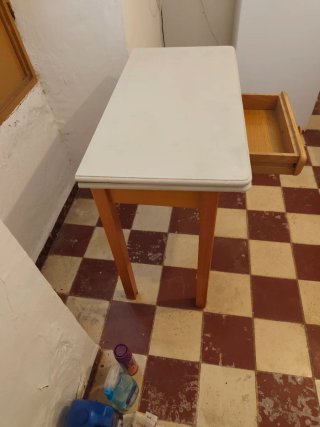 Mesa de cocina de madera
