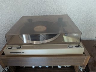 Mueble equipo sonido Marantz, JVC, Pioneer...