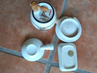 Juego de 4 piezas de porcelana
