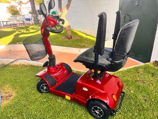 Escúter movilidad seminuevo rojo