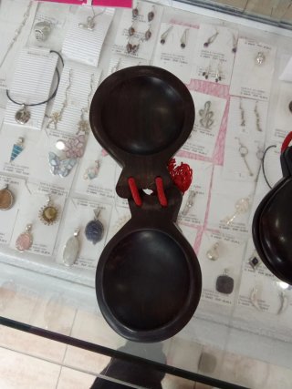 Juego de castañuelas de madera