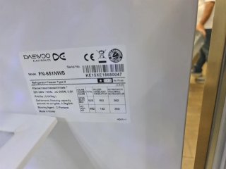 Nevera Daewoo A+ con dispensador