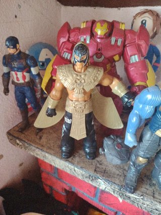 Muñecos de acción variados