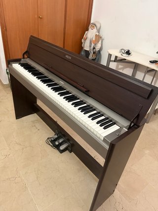 Piano Digital Yamaha Arius